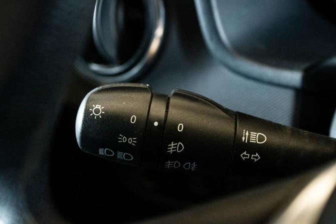 Renault Sandero II Рестайлинг с пробегом 2019 года, цена 1 000 000 рублей, 174583 км, хэтчбек, Автокод Объявления