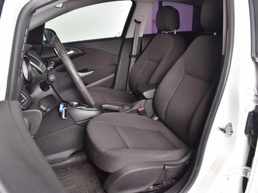 Opel Astra J Рестайлинг Москва  - изображение 5
