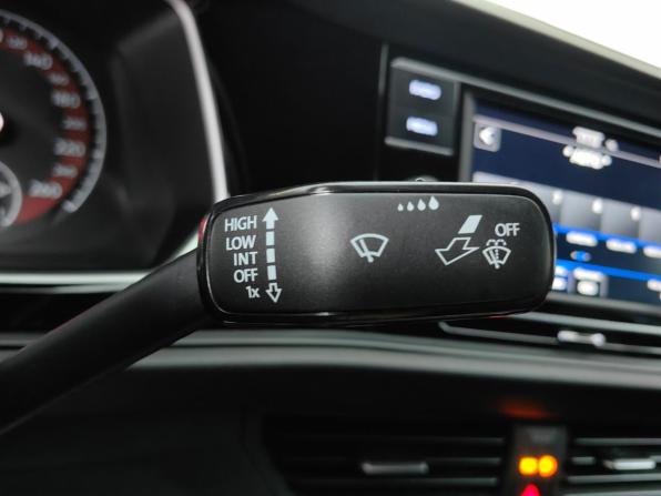 Volkswagen Jetta VII с пробегом 2020 года, цена 1 414 000 рублей, 199424 км, седан, Автокод Объявления