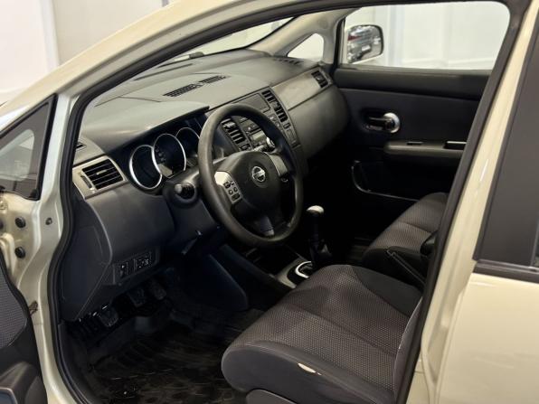 Nissan Tiida I с пробегом 2007 года, цена 545 000 рублей, 203700 км, хэтчбек, Автокод Объявления