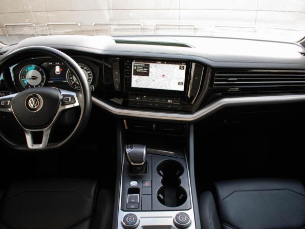 Volkswagen Touareg III с пробегом 2018 года, цена 4 777 000 рублей, 119703 км, внедорожник, Автокод Объявления