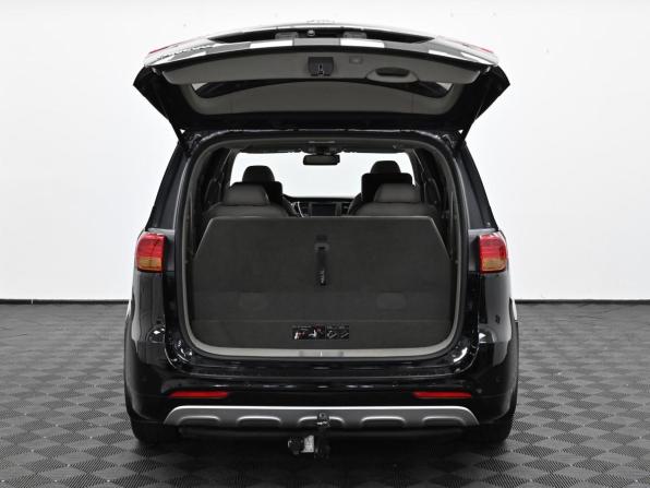 Kia Carnival III с пробегом 2017 года, цена 2 649 000 рублей, 134000 км, минивэн, Автокод Объявления
