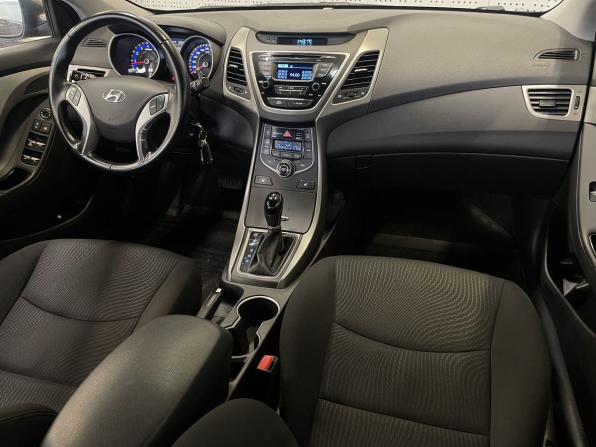 Hyundai Elantra V (MD) Рестайлинг с пробегом 2015 года, цена 740 000 рублей, 45265 км, седан, Автокод Объявления
