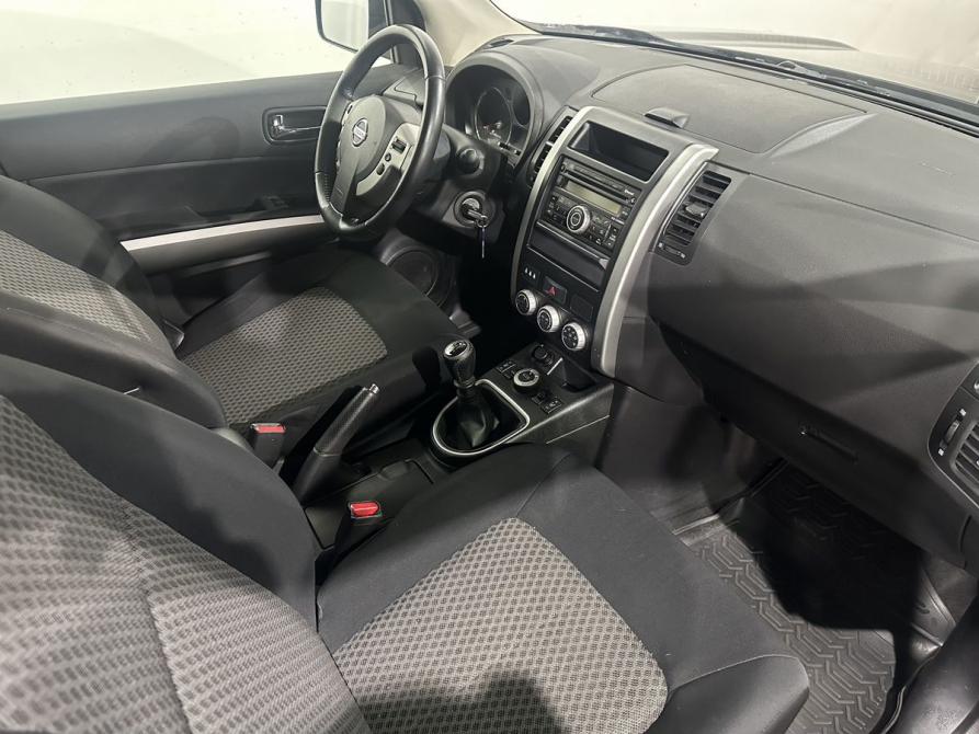 Nissan X-Trail II Москва  - изображение 11