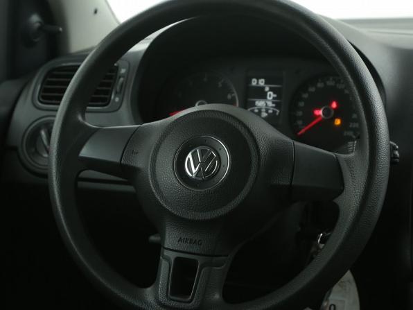 Volkswagen Polo V Рестайлинг с пробегом 2015 года, цена 609 000 рублей, 158000 км, седан, Автокод Объявления