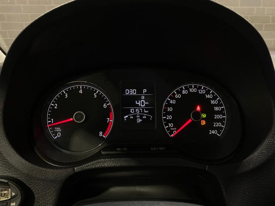 Volkswagen Polo V Рестайлинг Челябинск  - изображение 21