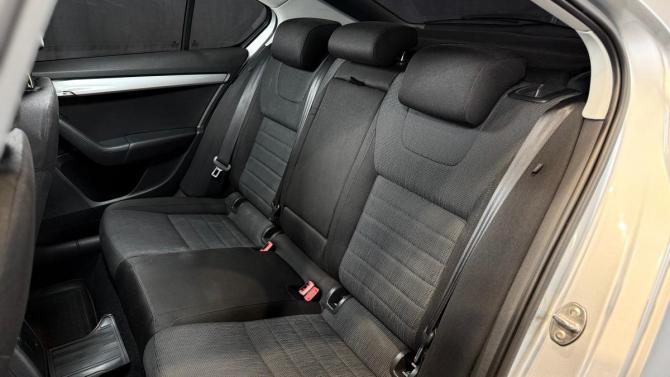 Skoda Octavia III (A7) с пробегом 2013 года, цена 870 000 рублей, 283125 км, лифтбек, Автокод Объявления