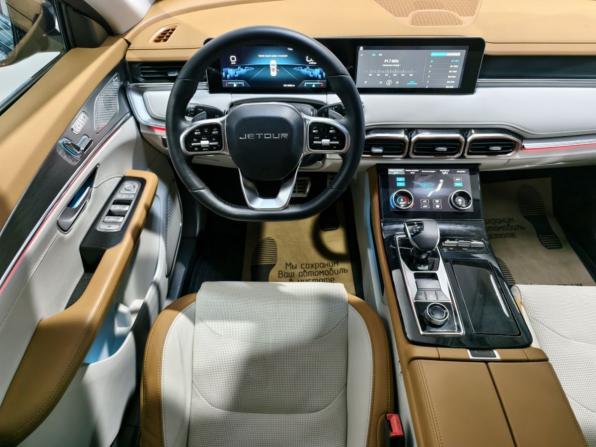 JETOUR X70+ I Рестайлинг с пробегом 2024 года, цена 2 223 600 рублей, 28034 км, внедорожник, Автокод Объявления
