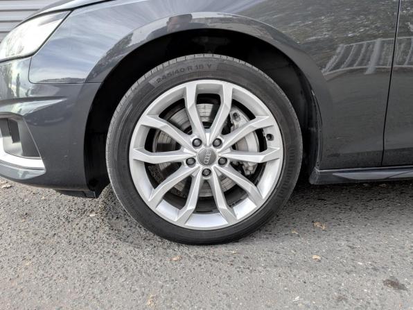 Audi A4 V (B9) Рестайлинг с пробегом 2020 года, цена 3 245 000 рублей, 114649 км, седан, Автокод Объявления