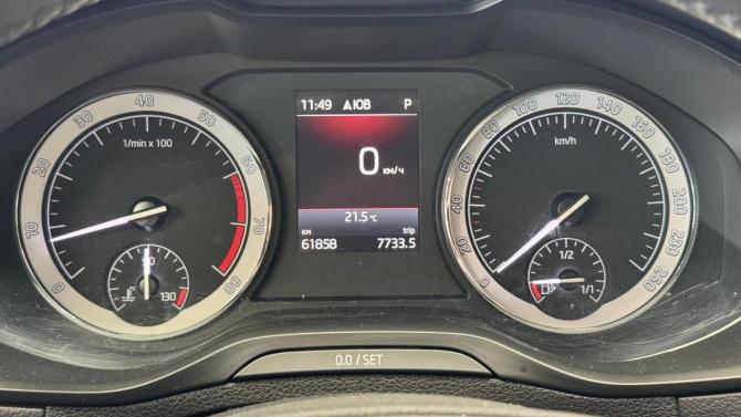 Skoda Karoq I с пробегом 2022 года, цена 2 699 000 рублей, 61428 км, внедорожник, Автокод Объявления