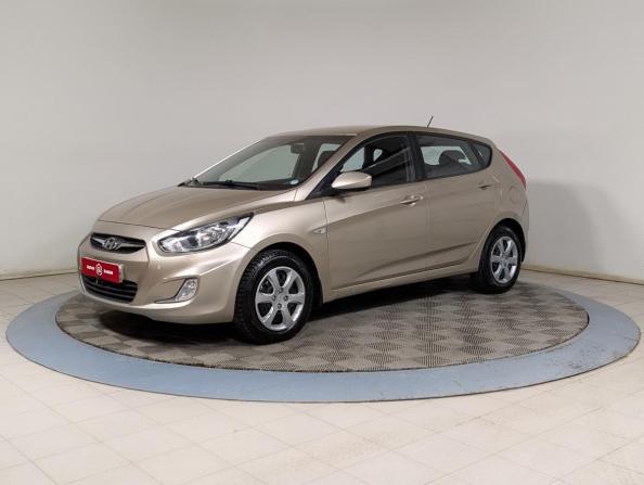 Hyundai Solaris I с пробегом 2011 года, цена 689 900 рублей, 184000 км, седан, Автокод Объявления