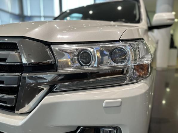 Toyota Land Cruiser 200 Series Рестайлинг 2 с пробегом 2017 года, цена 6 052 000 рублей, 167683 км, внедорожник, Автокод Объявления