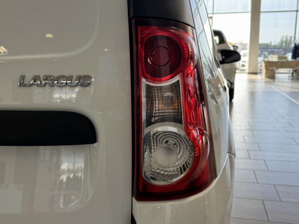Lada (ВАЗ) Largus I Рестайлинг с пробегом 2024 года, цена 1 060 000 рублей, 45600 км, фургон, Автокод Объявления
