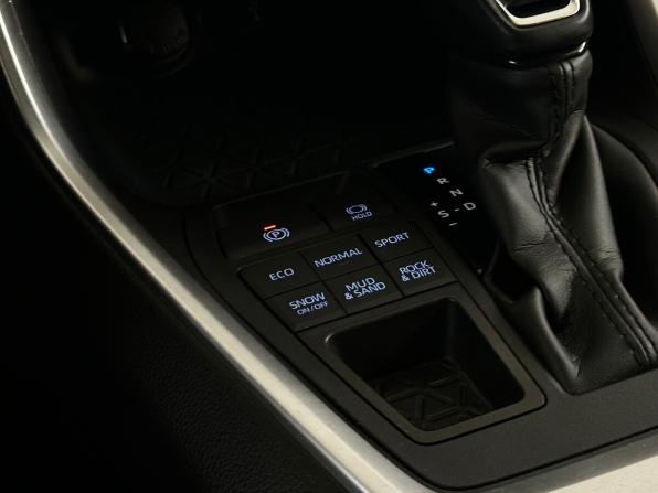 Toyota RAV4 V (XA50) с пробегом 2021 года, цена 3 399 000 рублей, 121398 км, внедорожник, Автокод Объявления