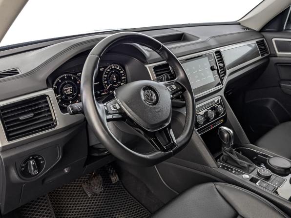 Volkswagen Teramont I с пробегом 2018 года, цена 3 000 000 рублей, 176009 км, внедорожник, Автокод Объявления