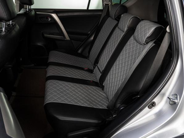 Toyota RAV4 IV (XA40) с пробегом 2013 года, цена 1 799 000 рублей, 303387 км, внедорожник, Автокод Объявления