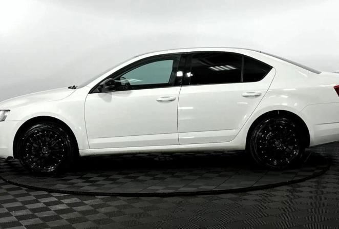 Skoda Octavia III (A7) с пробегом 2016 года, цена 1 095 000 рублей, 255612 км, лифтбек, Автокод Объявления