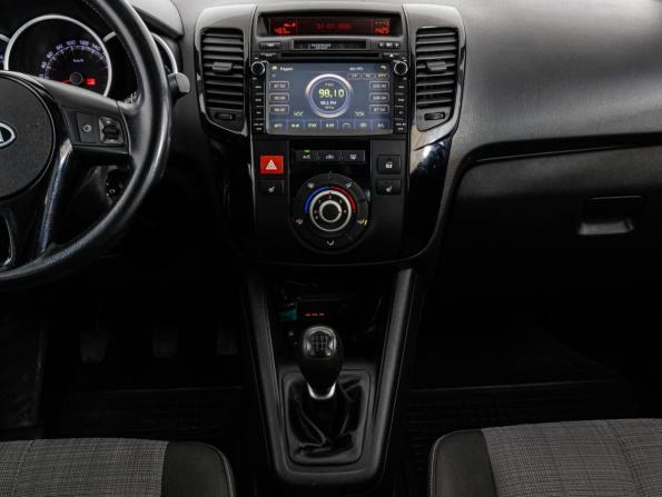 Kia Venga I с пробегом 2012 года, цена 899 000 рублей, 148000 км, компактвэн, Автокод Объявления