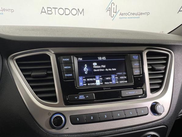 Hyundai Solaris II Рестайлинг с пробегом 2021 года, цена 1 239 000 рублей, 177372 км, седан, Автокод Объявления