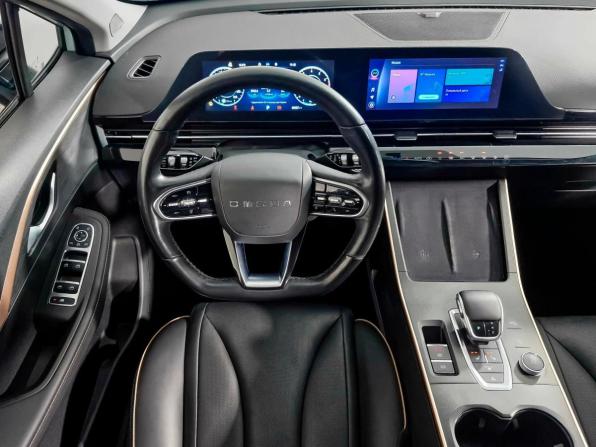 Omoda C5 I с пробегом 2023 года, цена 1 867 000 рублей, 49027 км, внедорожник, Автокод Объявления