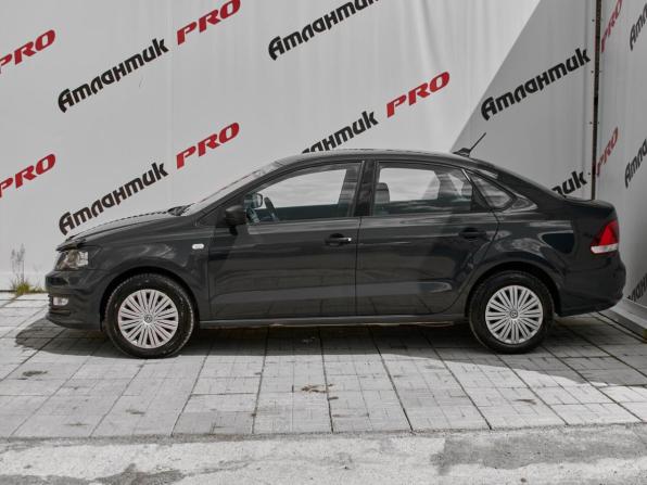 Volkswagen Polo V Рестайлинг с пробегом 2017 года, цена 950 000 рублей, 161158 км, седан, Автокод Объявления