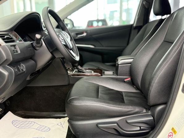 Toyota Camry VII (XV50) Рестайлинг с пробегом 2016 года, цена 1 895 000 рублей, 135183 км, седан, Автокод Объявления