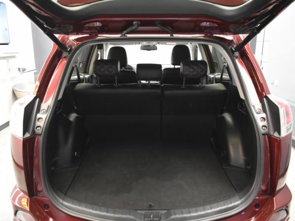 Toyota RAV4 IV (XA40) Рестайлинг с пробегом 2016 года, цена 2 150 000 рублей, 205127 км, внедорожник, Автокод Объявления