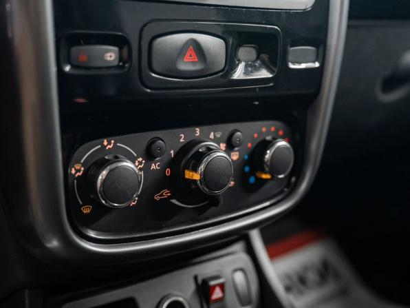 Renault Duster I с пробегом 2012 года, цена 895 000 рублей, 166271 км, внедорожник, Автокод Объявления