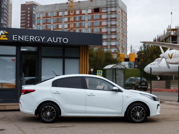 Kia Rio IV с пробегом 2020 года, цена 1 400 000 рублей, 72303 км, седан, Автокод Объявления