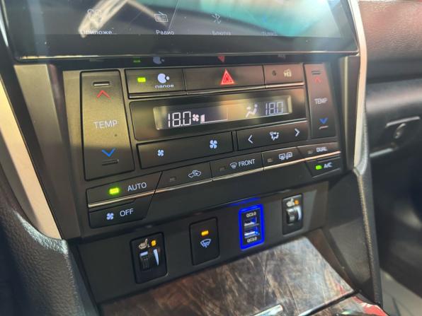 Toyota Camry VII (XV50) Рестайлинг с пробегом 2014 года, цена 2 199 000 рублей, 208081 км, седан, Автокод Объявления