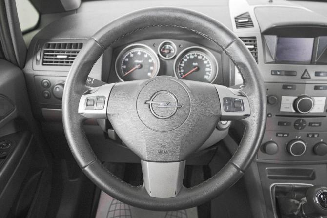 Opel Zafira B с пробегом 2005 года, цена 609 000 рублей, 436000 км, компактвэн, Автокод Объявления