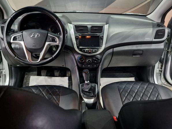 Hyundai Solaris I с пробегом 2012 года, цена 770 000 рублей, 173456 км, седан, Автокод Объявления