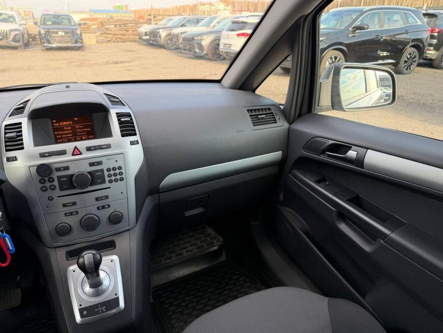 Opel Zafira B Рестайлинг Санкт-Петербург  - изображение 7