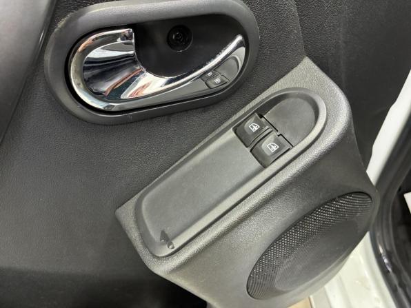 Renault Duster I Рестайлинг с пробегом 2015 года, цена 999 900 рублей, 207000 км, внедорожник, Автокод Объявления