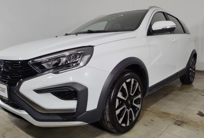 Lada (ВАЗ) Vesta I Рестайлинг (NG) с пробегом 2024 года, цена 1 650 000 рублей, 9200 км, универсал, Автокод Объявления