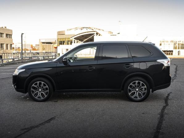 Mitsubishi Outlander III Рестайлинг с пробегом 2014 года, цена 1 599 000 рублей, 177720 км, внедорожник, Автокод Объявления