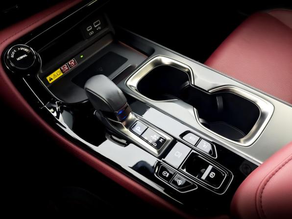 Lexus NX II с пробегом 2022 года, цена 5 500 000 рублей, 50296 км, внедорожник, Автокод Объявления