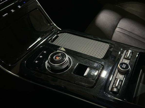 Kia K5 III с пробегом 2024 года, цена 3 649 990 рублей, 34910 км, седан, Автокод Объявления