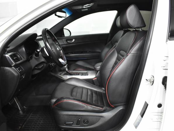 Kia Optima IV Рестайлинг с пробегом 2019 года, цена 2 550 000 рублей, 106896 км, седан, Автокод Объявления