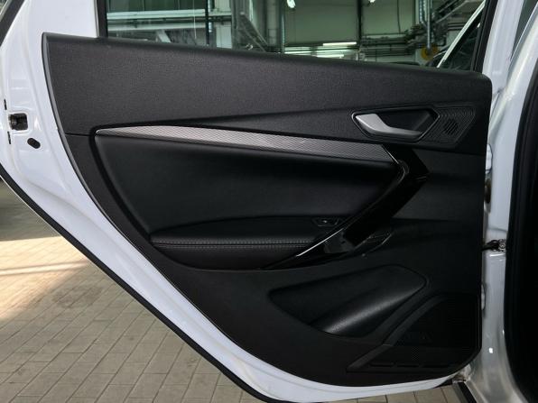 Lada (ВАЗ) Vesta I Рестайлинг (NG) с пробегом 2024 года, цена 1 435 000 рублей, 31100 км, универсал, Автокод Объявления