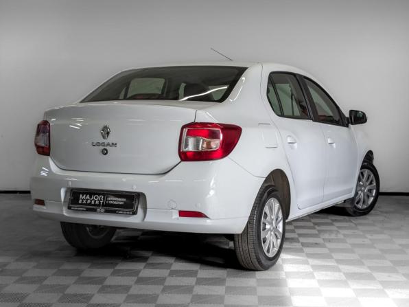 Renault Logan II Рестайлинг с пробегом 2022 года, цена 1 175 000 рублей, 59666 км, седан, Автокод Объявления