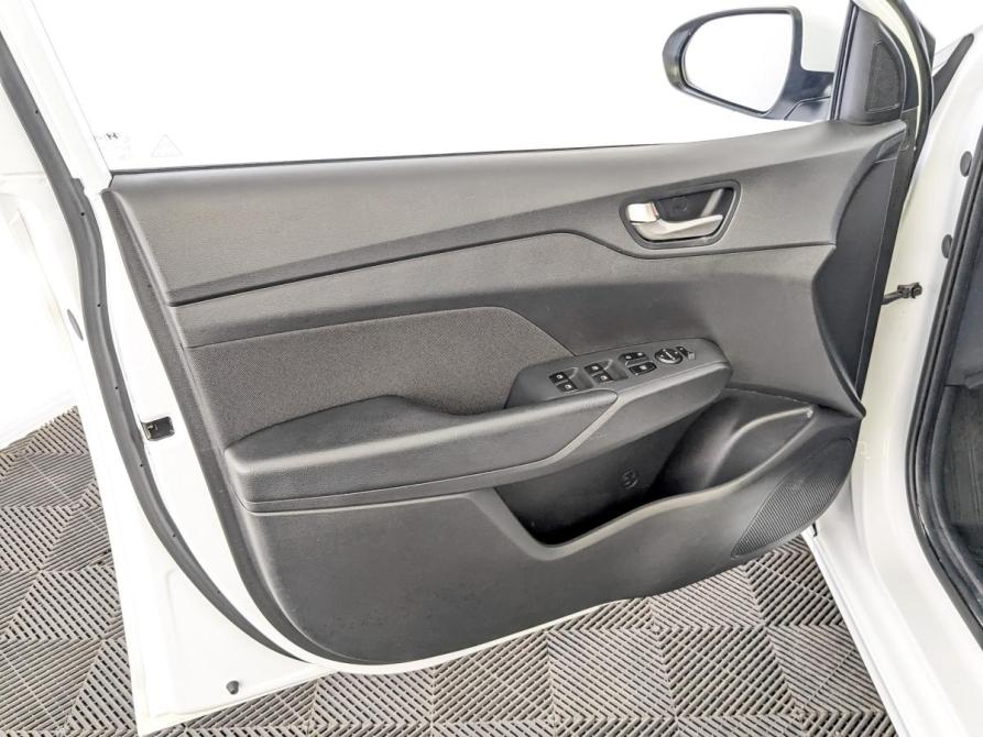 Hyundai Solaris II Москва  - изображение 19