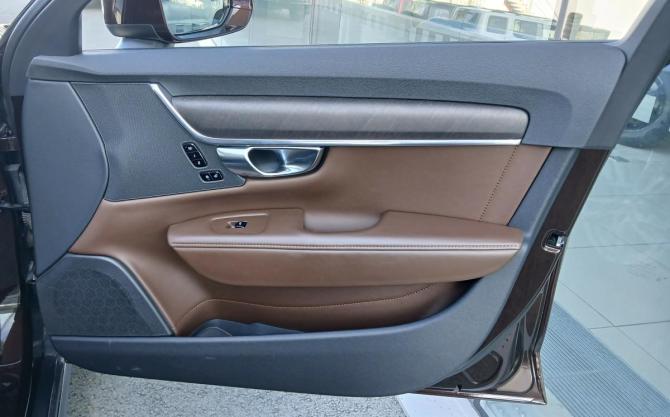 Volvo V90 Cross Country I с пробегом 2017 года, цена 3 334 000 рублей, 92740 км, универсал, Автокод Объявления