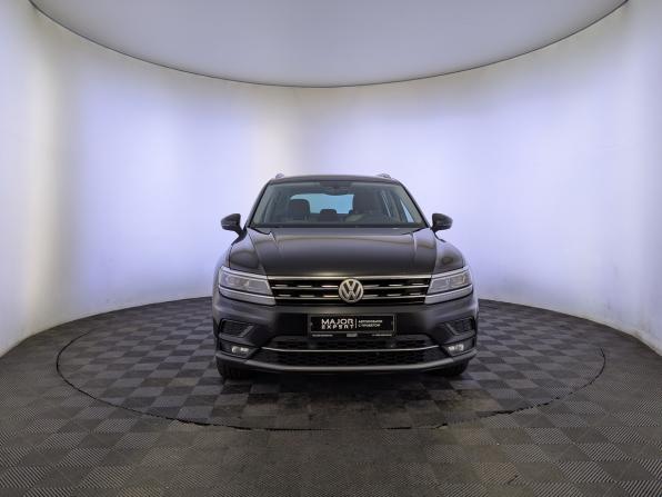 Volkswagen Tiguan II с пробегом 2018 года, цена 2 650 000 рублей, 168658 км, внедорожник, Автокод Объявления