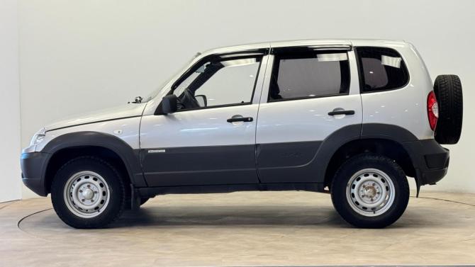 Chevrolet Niva I Рестайлинг с пробегом 2012 года, цена 430 000 рублей, 104249 км, внедорожник, Автокод Объявления