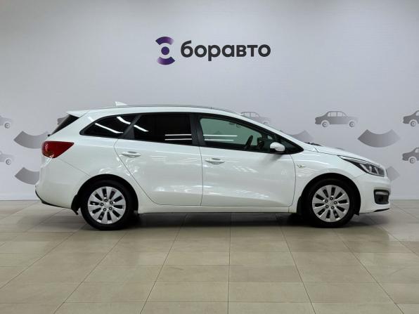 Kia Ceed III с пробегом 2018 года, цена 1 300 000 рублей, 112943 км, универсал, Автокод Объявления