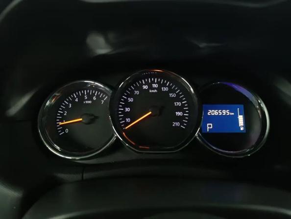 Renault Duster I Рестайлинг с пробегом 2017 года, цена 919 000 рублей, 206000 км, внедорожник, Автокод Объявления