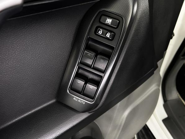 Toyota Land Cruiser Prado 150 Series с пробегом 2011 года, цена 2 470 000 рублей, 318747 км, внедорожник, Автокод Объявления
