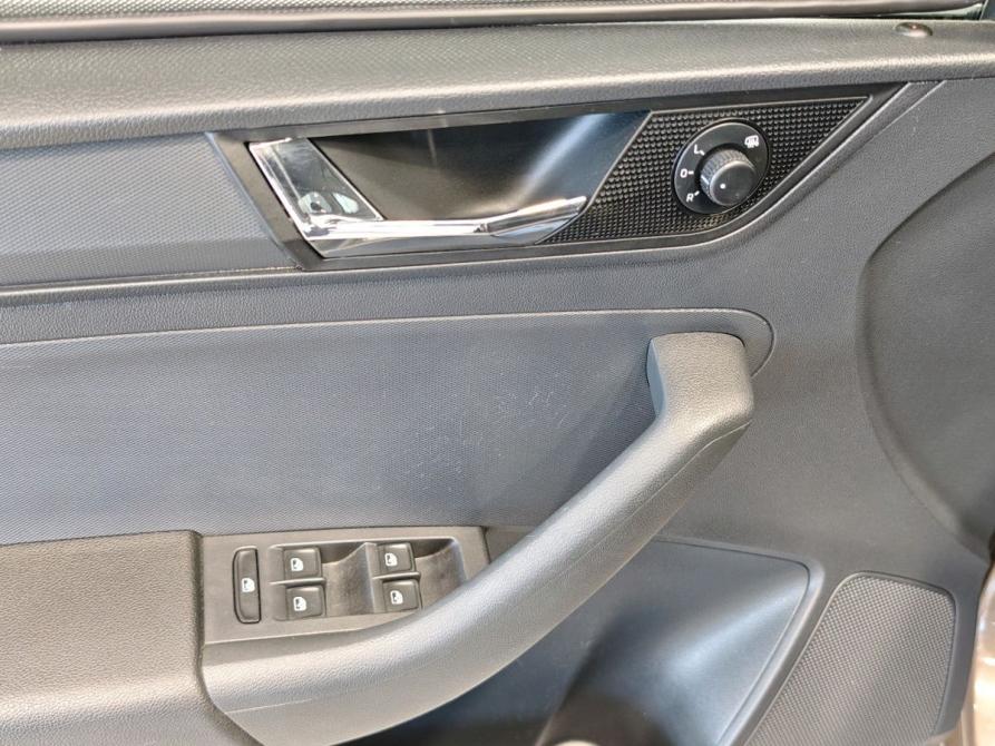 Skoda Rapid I Рестайлинг Челябинск  - изображение 9