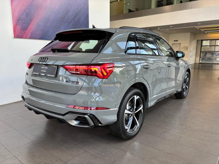Audi Q3 II (F3) Москва  - изображение 4